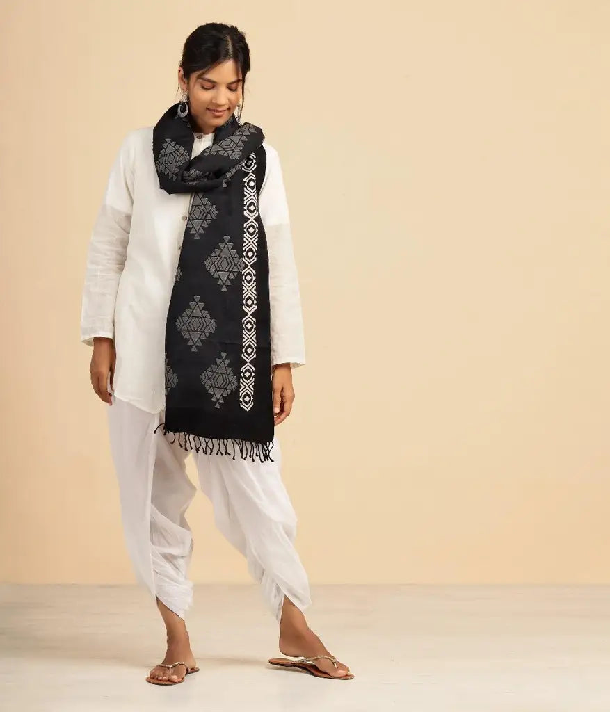 Ethnic Shawl- Black. A festive gift
