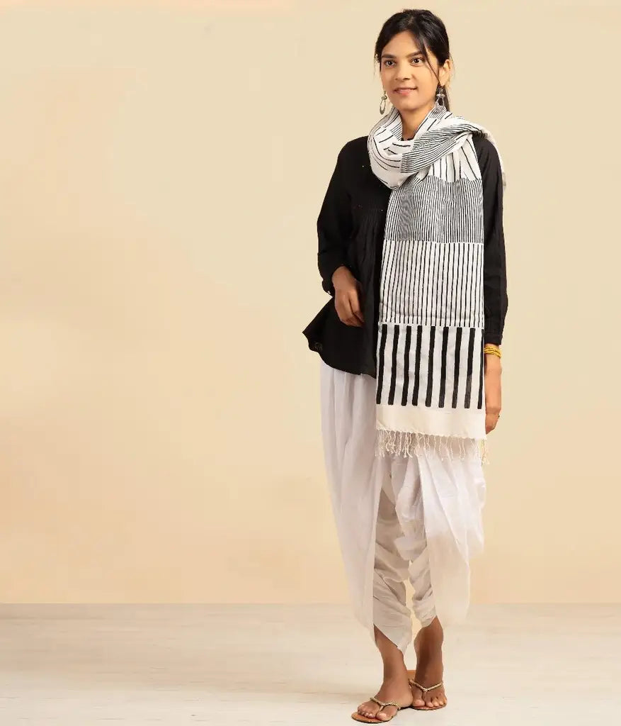 Shawl- White. A festive gift