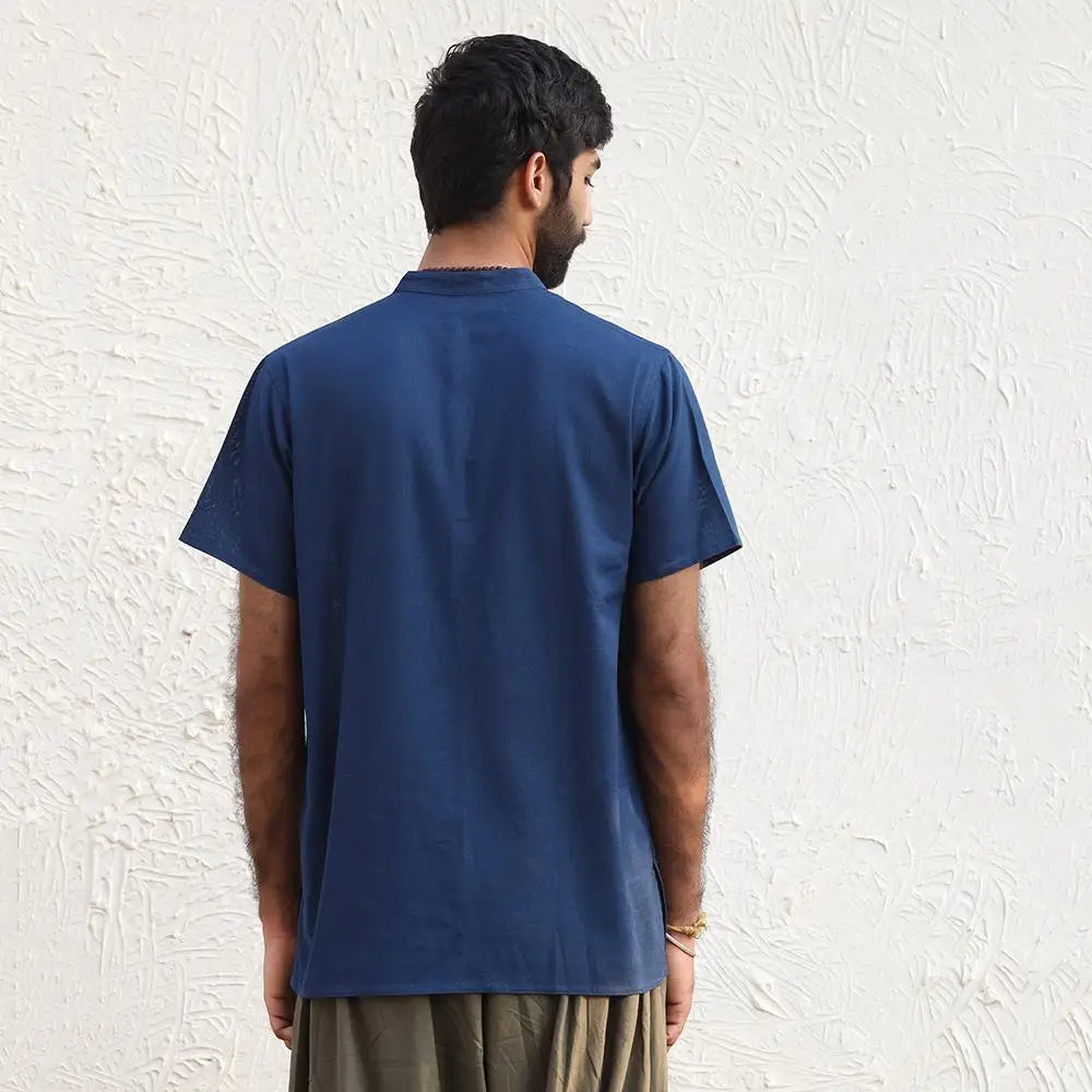Men’s 100% organic cotton kurta with embroidered (Navy) "Aum". Short sleeved short kurta. Relaxed fit.